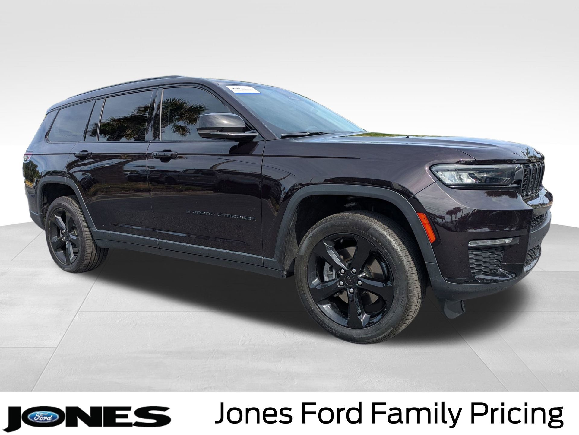 Used 2022 Jeep Grand Cherokee L Limited w/ Black Appearance Package