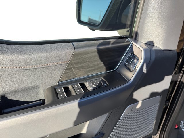 Certified 2025 Ford F150 Lightning Lariat image 18