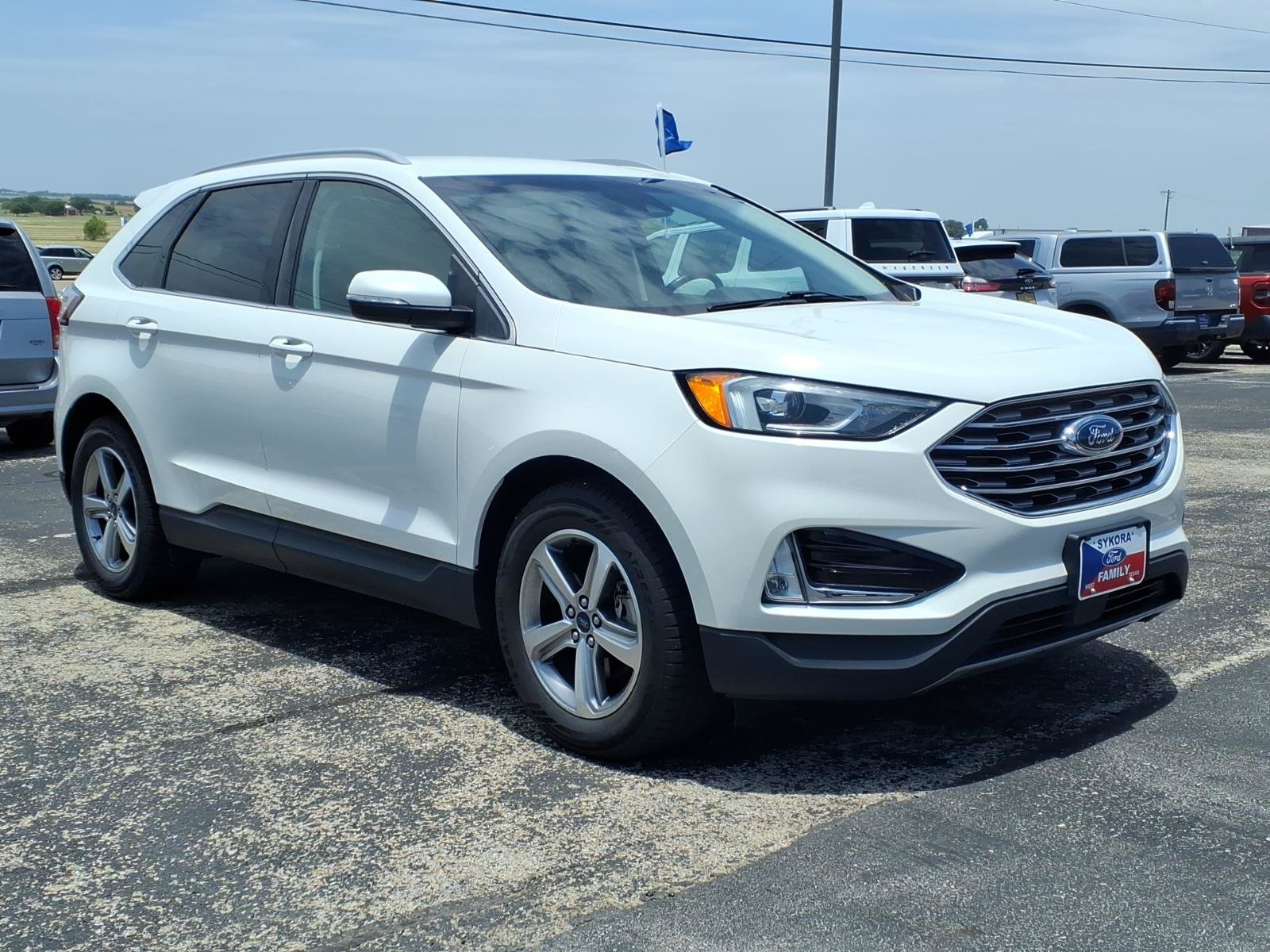 Certified 2020 Ford Edge SEL w/ Convenience Package FWD image 3