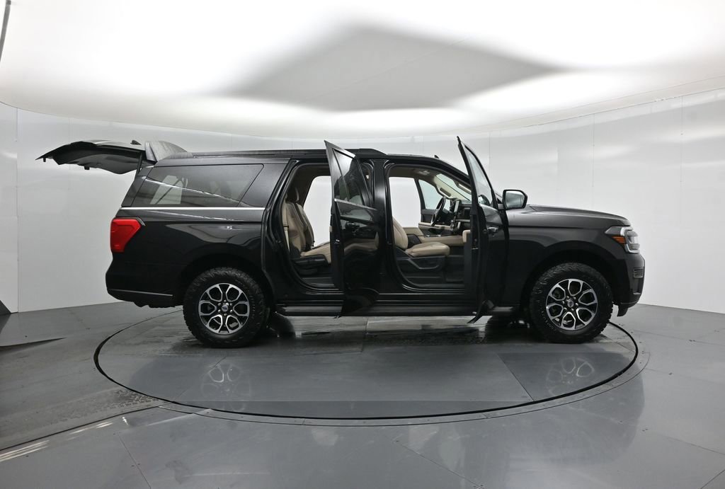 Certified 2024 Ford Expedition Max XLT image 34
