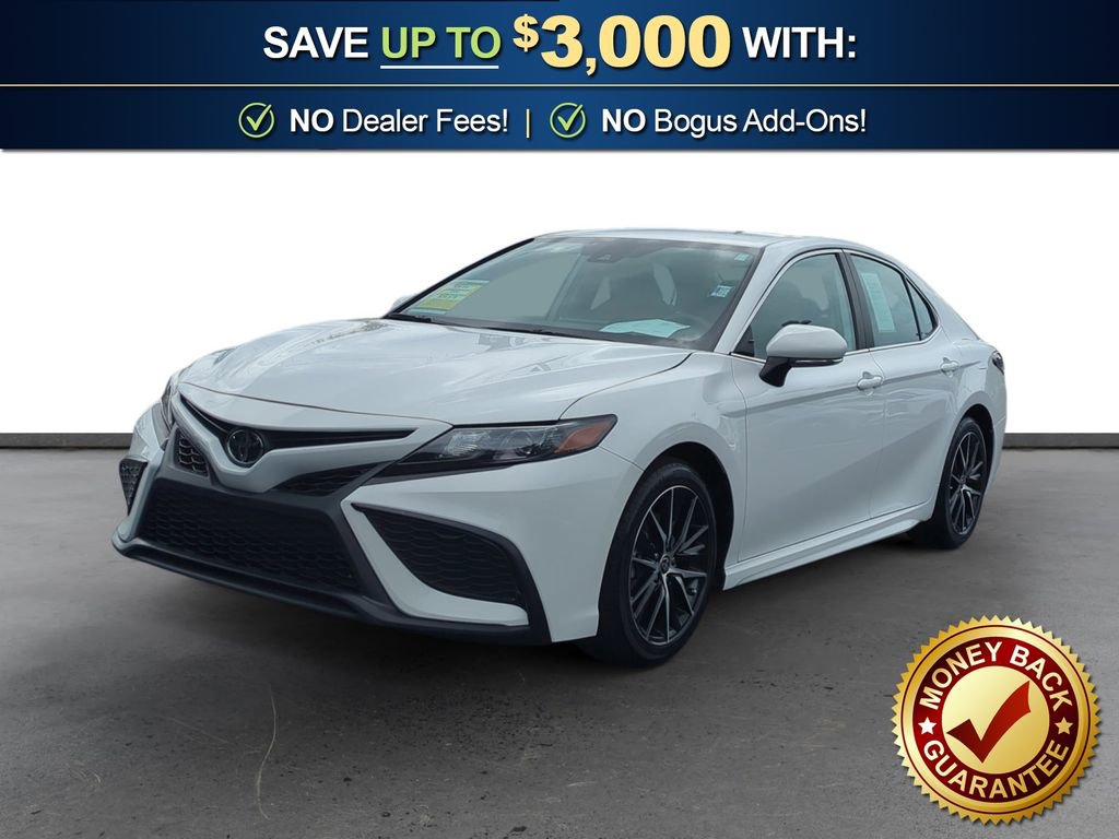 Used 2024 Toyota Camry SE w/ Convenience Package FWD image 1
