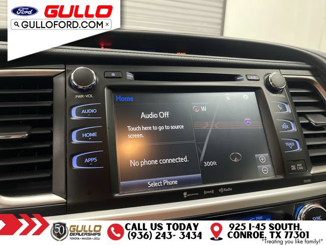 Used 2019 Toyota Highlander SE w/ Nightshade Edition FWD image 26
