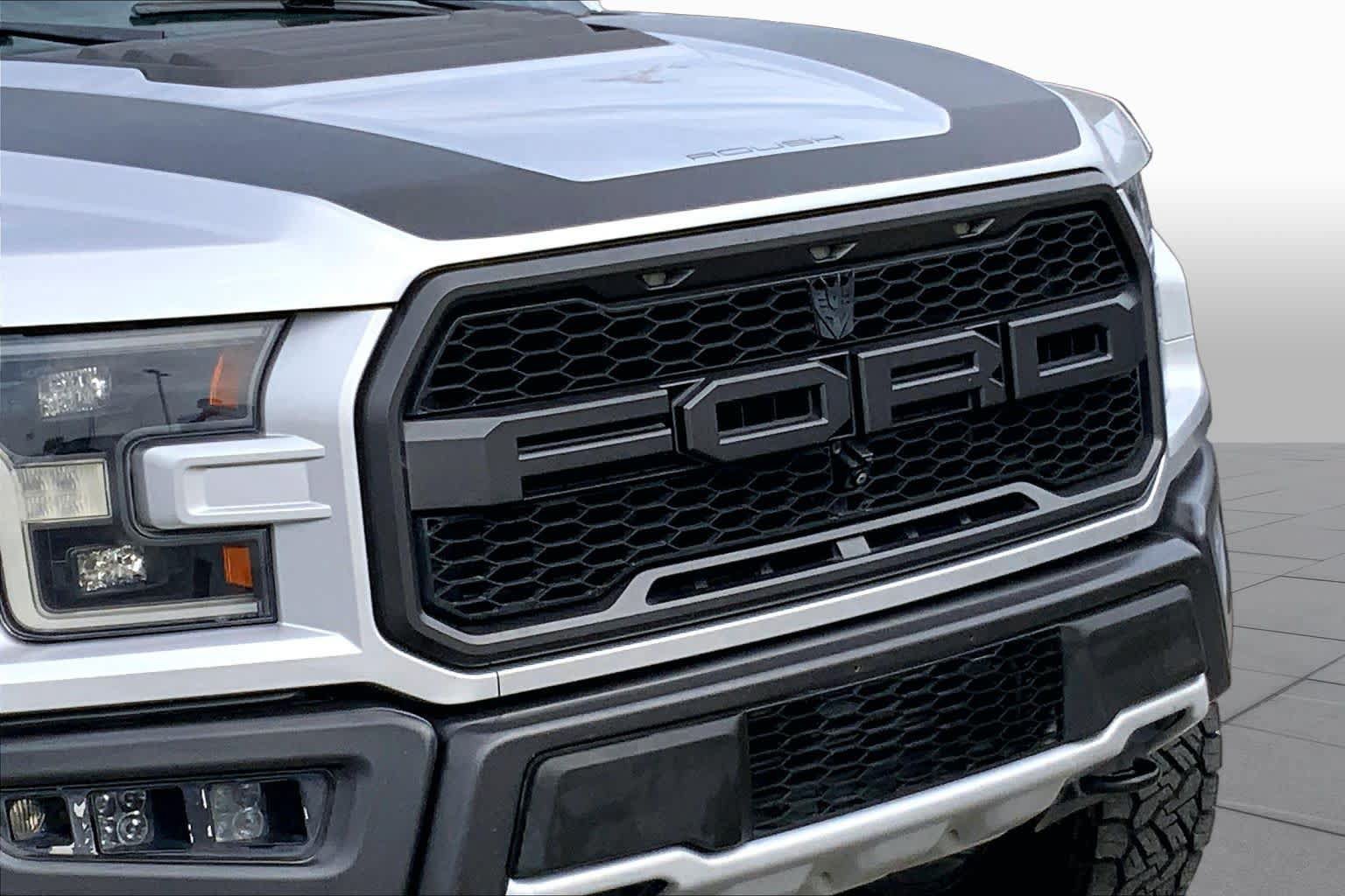 Certified 2019 Ford F150 Raptor w/ Equipment Group 802A Luxury AWD/4WD image 27