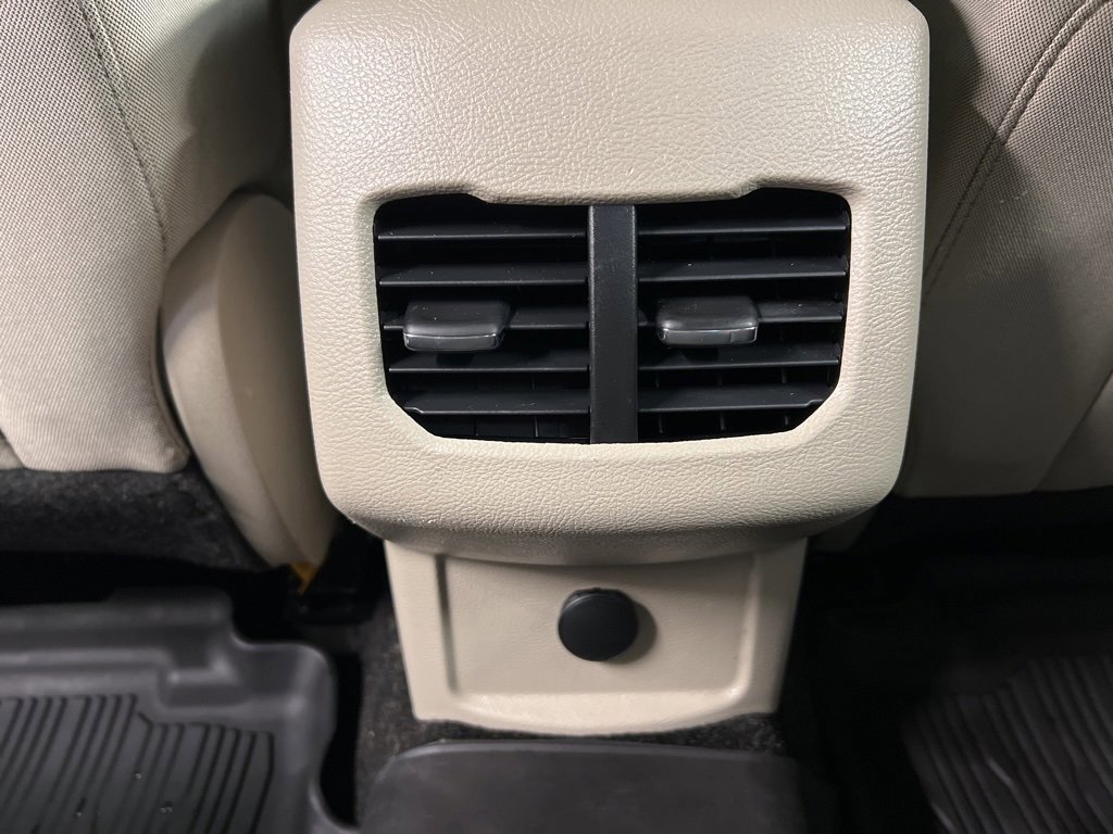 Certified 2018 Ford Fusion SE w/ Fusion SE Technology Package image 31