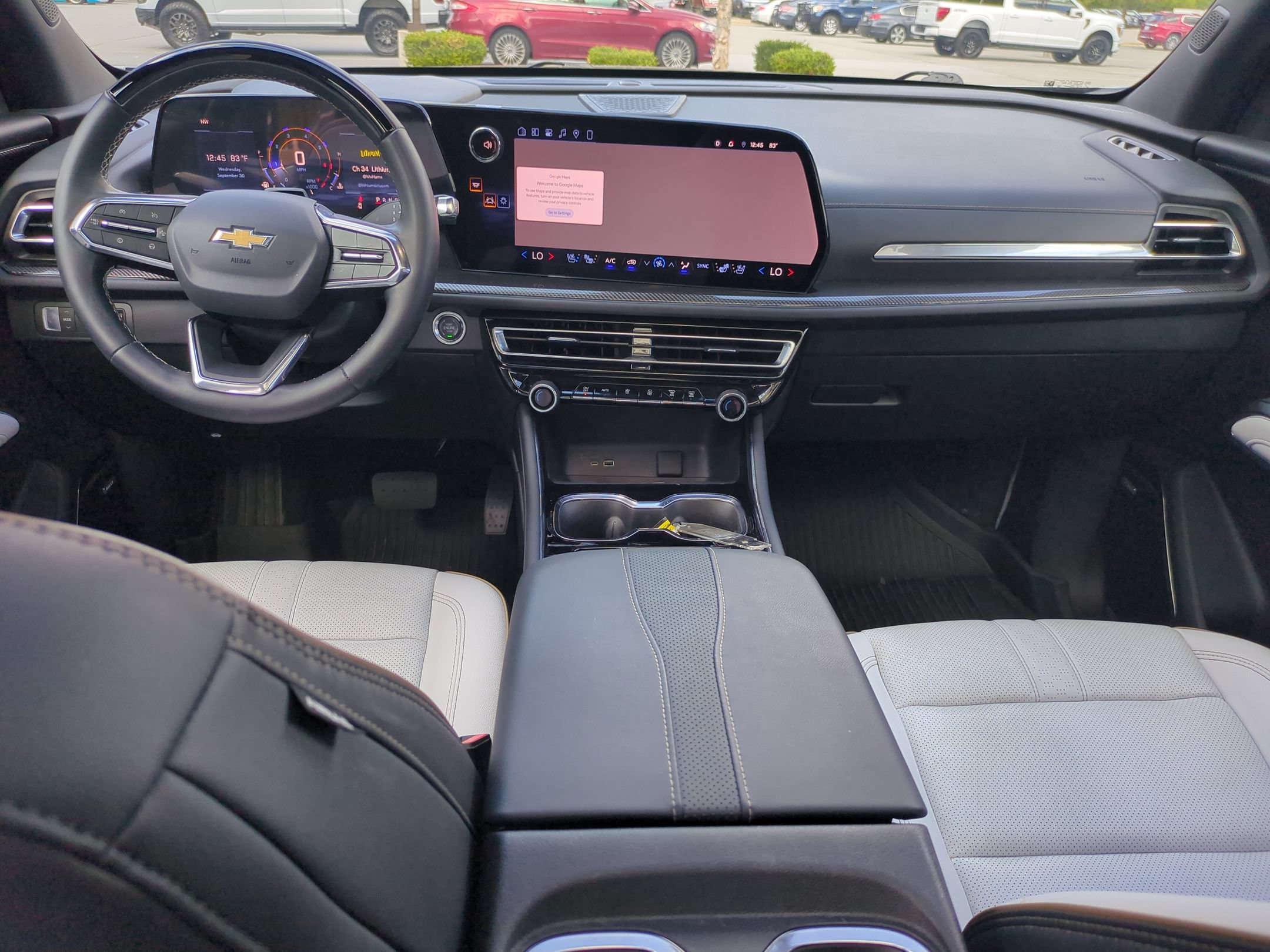 Used 2025 Chevrolet Traverse High Country FWD image 29