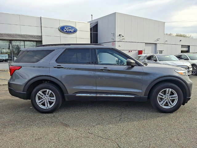 Certified 2023 Ford Explorer XLT AWD/4WD image 6