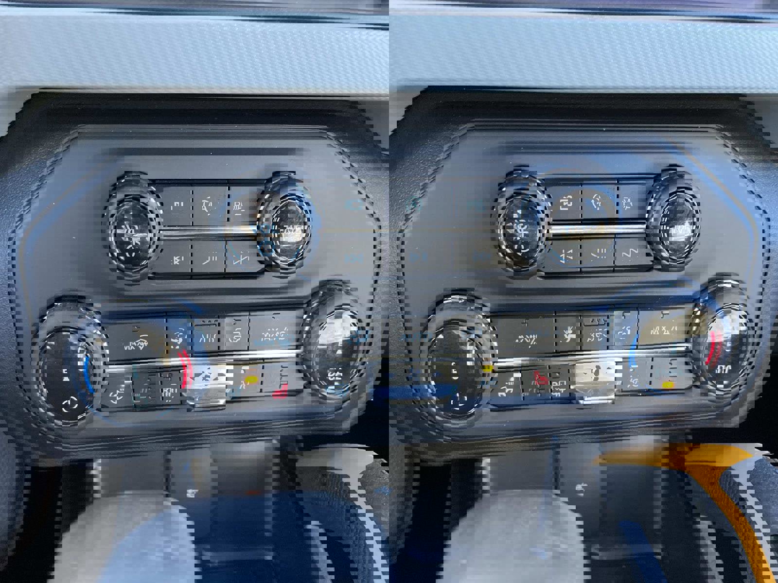 Certified 2022 Ford Bronco Badlands image 22