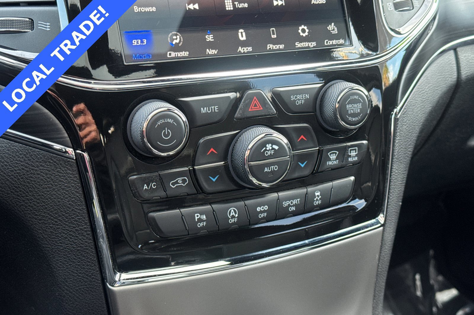 Used 2021 Jeep Grand Cherokee Limited w/ Luxury Group II image 20