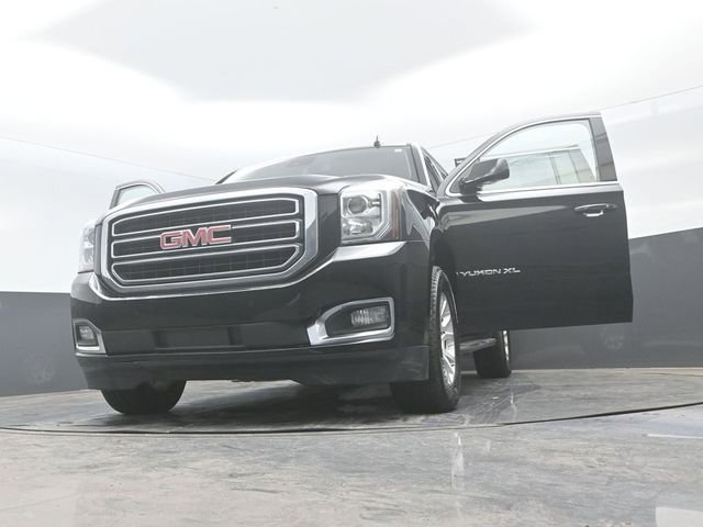 Used 2019 GMC Yukon XL SLT AWD/4WD image 32