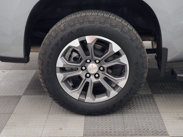 Used 2026 Chevrolet Silverado 1500 High Country AWD/4WD image 16