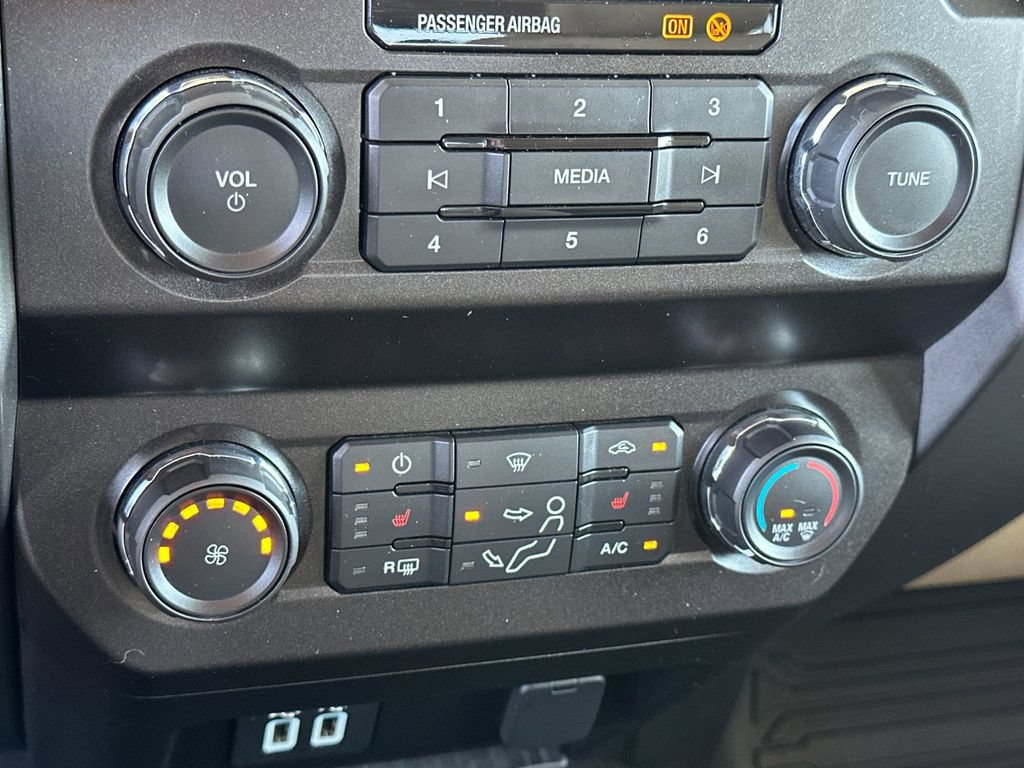 Certified 2019 Ford F350 XLT w/ XLT Premium Package AWD/4WD image 19