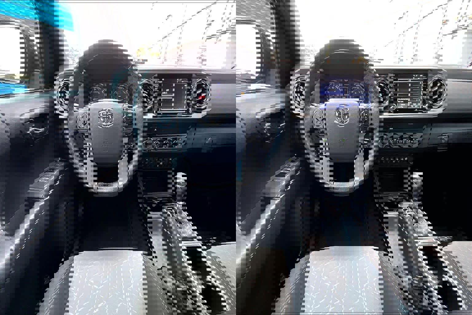 Used 2020 Toyota Tacoma TRD Sport image 9