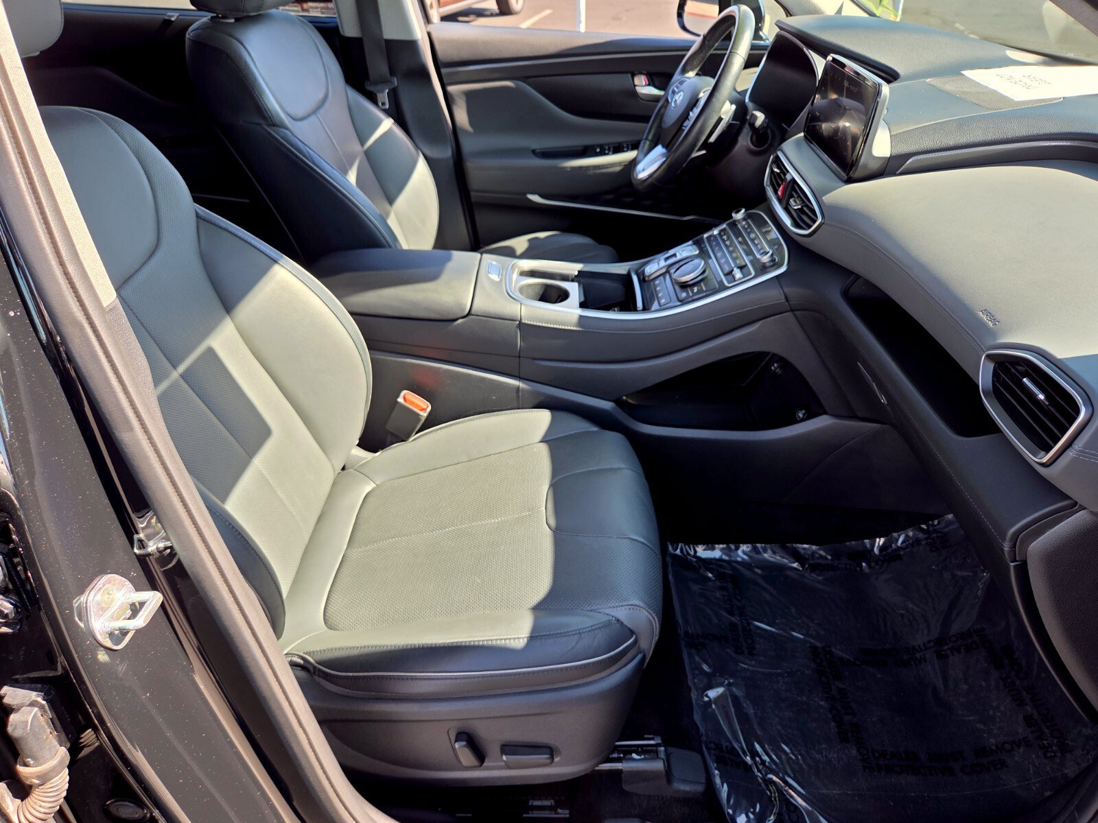 Used 2021 Hyundai Santa Fe Limited FWD image 16