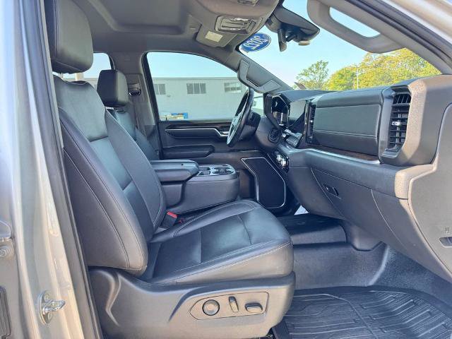Used 2022 GMC Sierra 1500 SLT AWD/4WD image 18