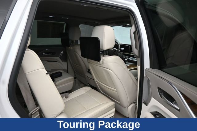 Used 2023 Cadillac Escalade Sport Platinum w/ LPO, ONYX Package AWD/4WD image 14