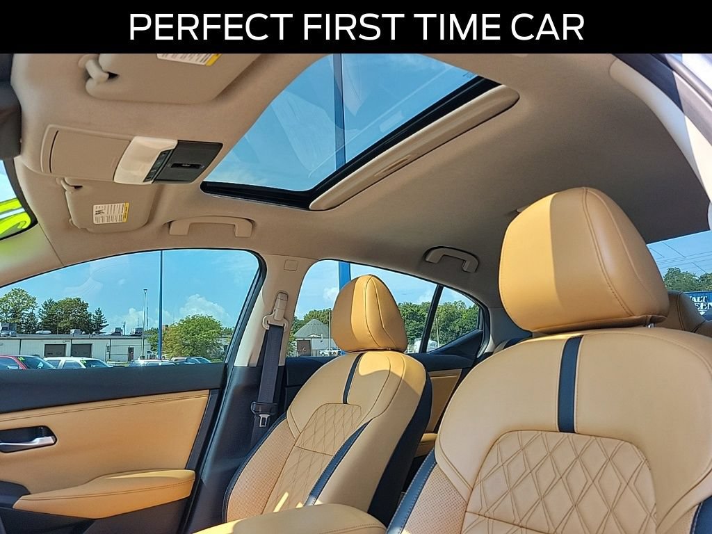 Used 2021 Nissan Sentra SV w/ SV Premium Package FWD image 32