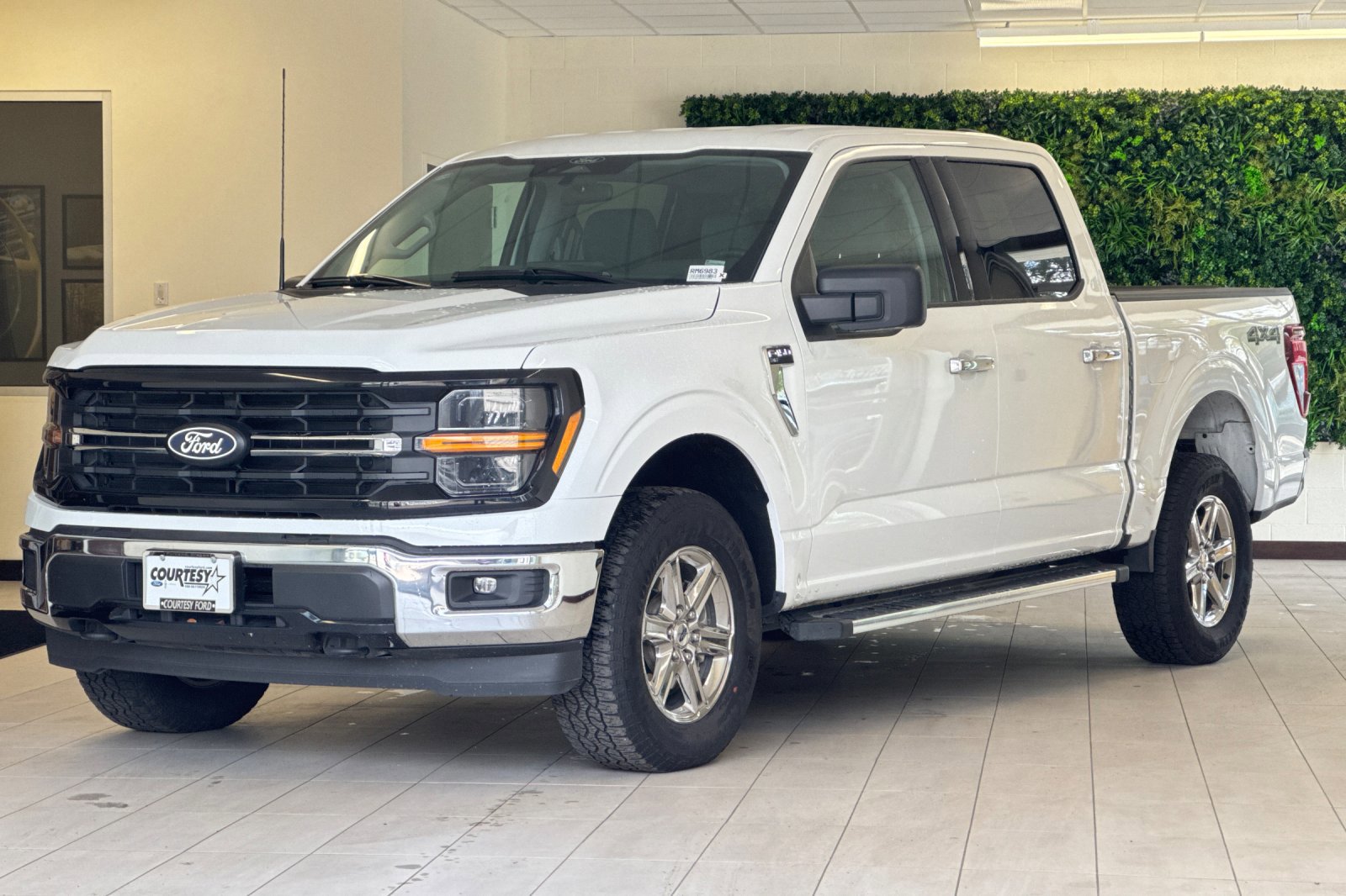 Certified 2025 Ford F150 XLT w/ Equipment Group 301A Standard image 8