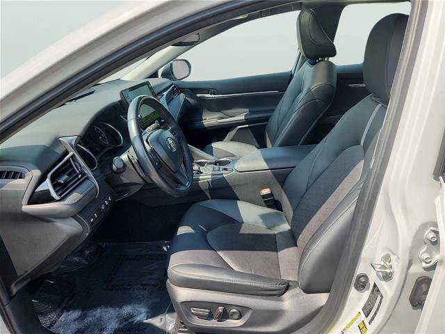 Used 2024 Toyota Camry XSE w/ Cold Weather Package FWD image 11
