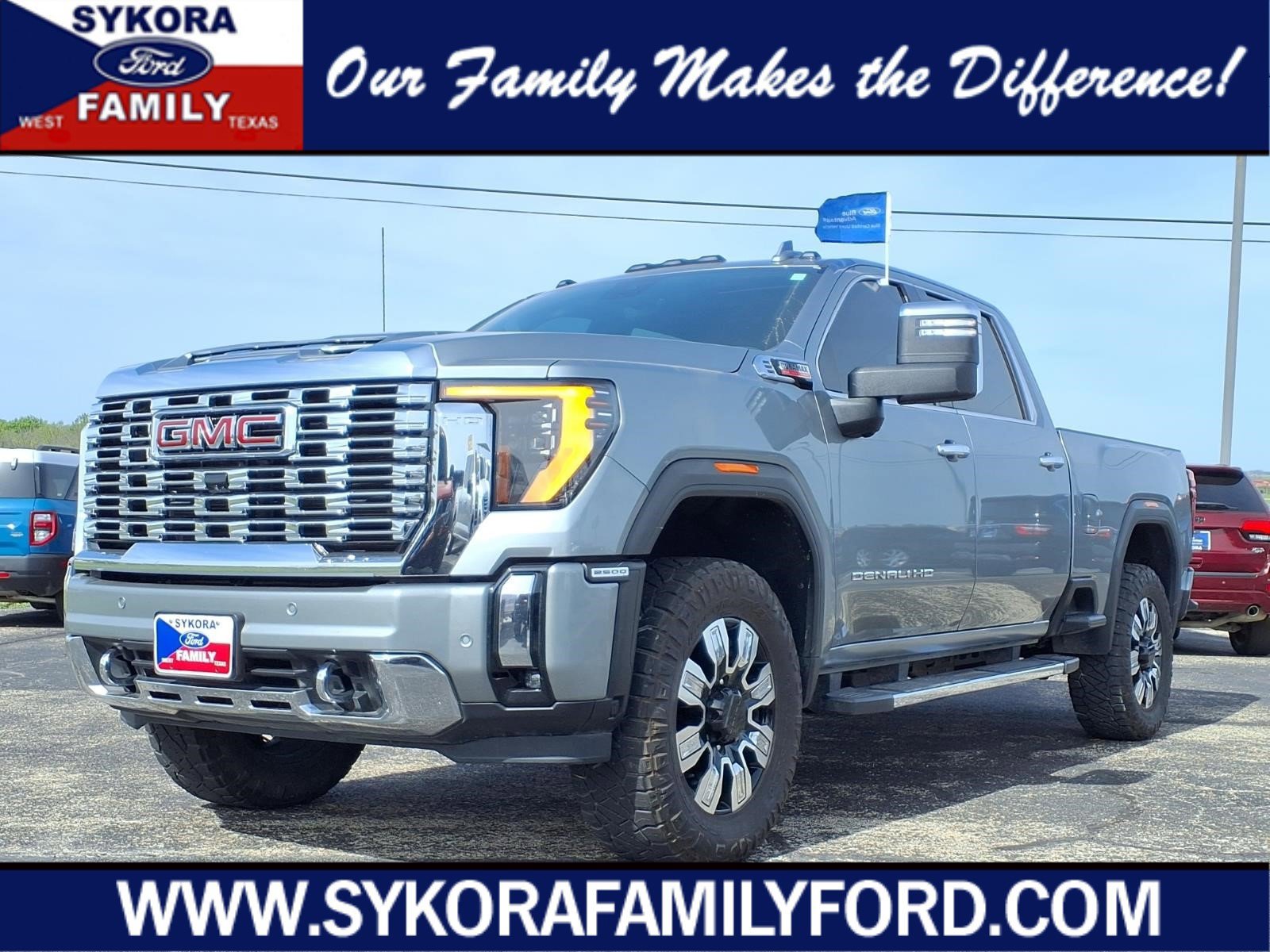 Used 2024 GMC Sierra 2500 Denali w/ Denali Reserve Package image 5