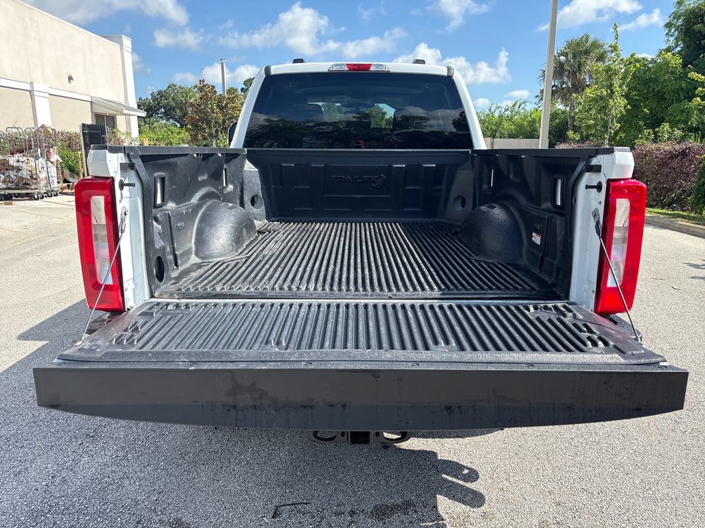 Certified 2025 Ford F250 XLT AWD/4WD image 10