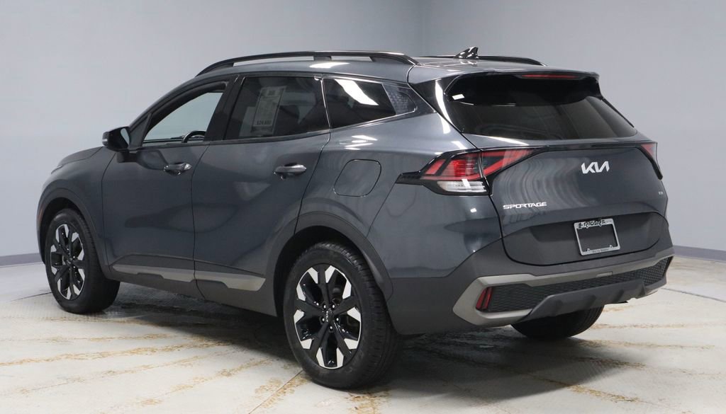 Used 2023 Kia Sportage X-Line w/ X-Line Premium Package image 3