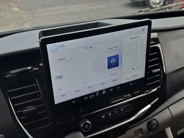 Certified 2025 Ford Transit 350 XLT image 22