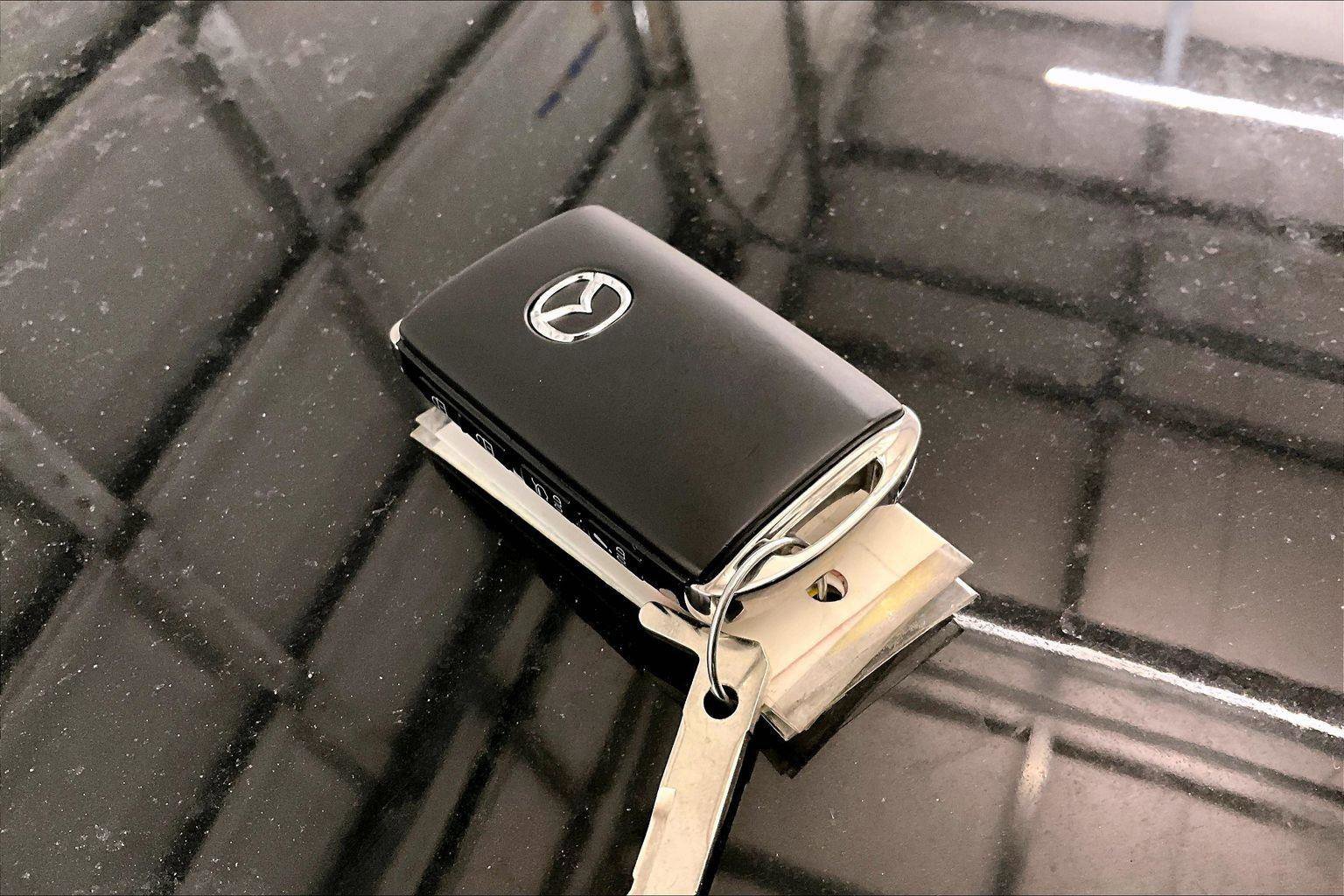 Used 2025 MAZDA CX-30 AWD 2.5 S w/ Premium Package image 9