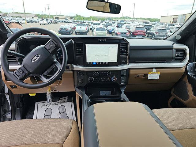 Certified 2026 Ford F250 XLT w/ XLT Premium Package AWD/4WD image 12