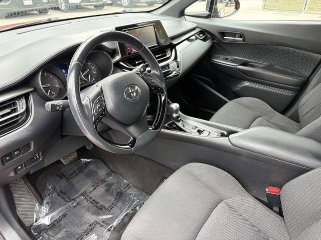 Used 2018 Toyota C-HR XLE FWD image 14