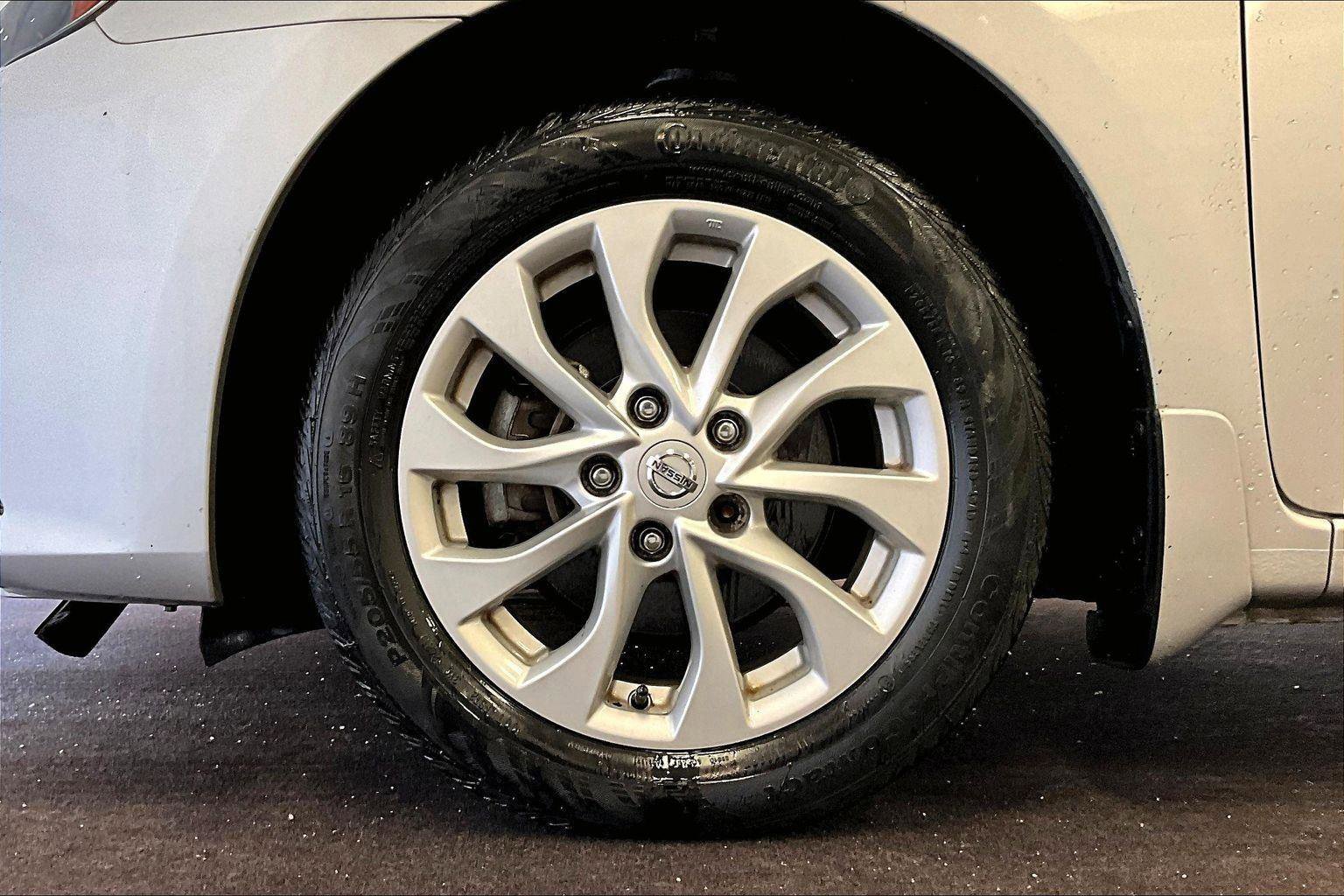 Used 2019 Nissan Sentra SV image 10