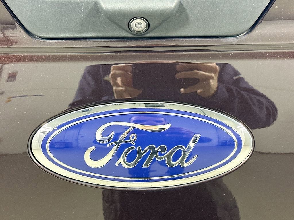 Certified 2019 Ford F150 XLT w/ Equipment Group 302A Luxury image 18