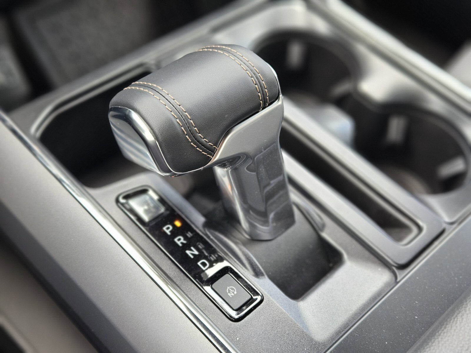 Certified 2025 Ford F150 Lightning Lariat image 27