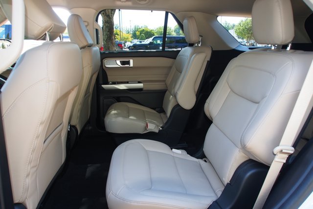 Certified 2023 Ford Explorer Limited w/ Hybrid Equipment Group 310A AWD/4WD image 25