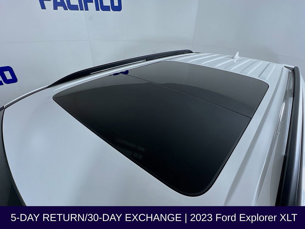 Certified 2023 Ford Explorer XLT w/ Equipment Group 202A image 17