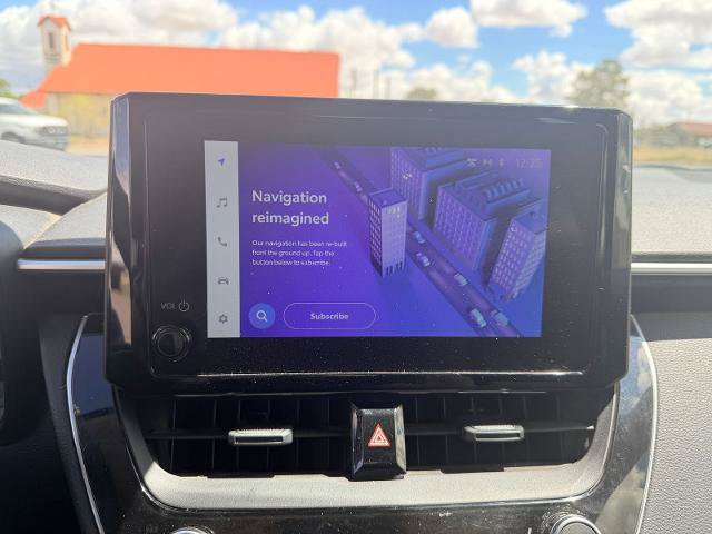 Used 2024 Toyota Corolla LE FWD image 11