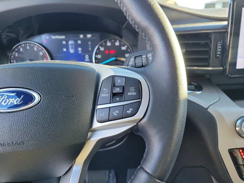 Certified 2023 Ford Explorer XLT w/ Equipment Group 202A image 24