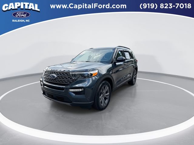 Certified 2023 Ford Explorer XLT w/ Equipment Group 202A RWD image 4