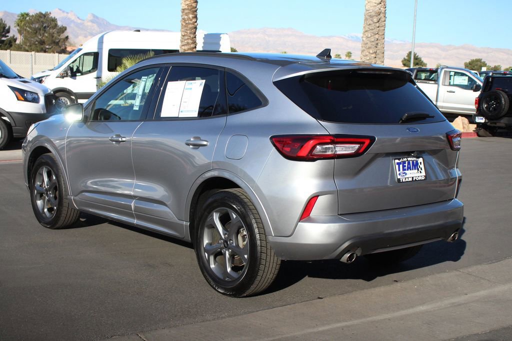 Certified 2023 Ford Escape ST-Line image 5