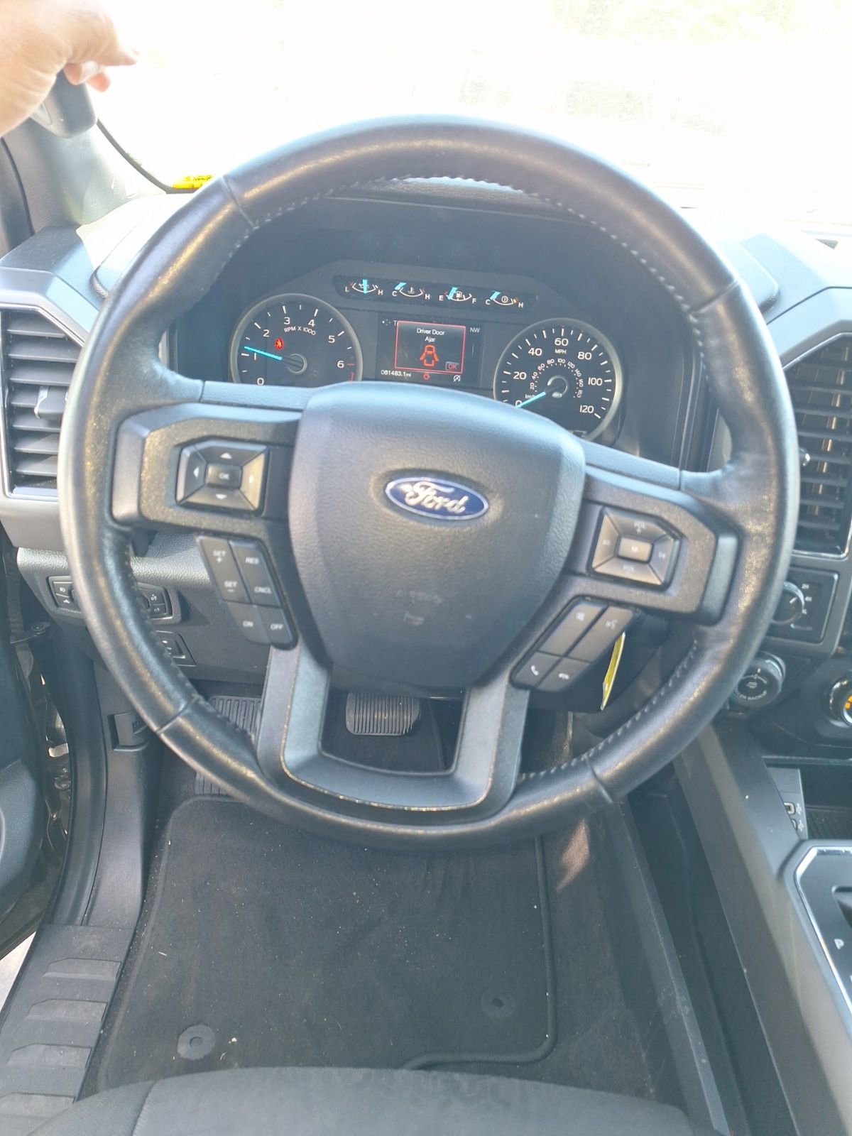 Certified 2020 Ford F150 XLT w/ Equipment Group 302A Luxury AWD/4WD image 13