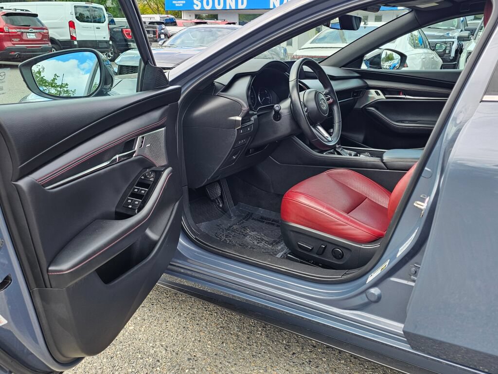 Used 2023 MAZDA MAZDA3 s AWD/4WD image 17