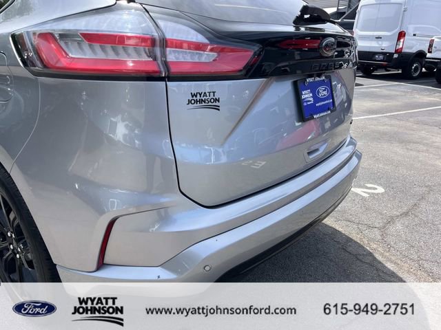 Certified 2022 Ford Edge SE w/ Black Appearance Package image 10
