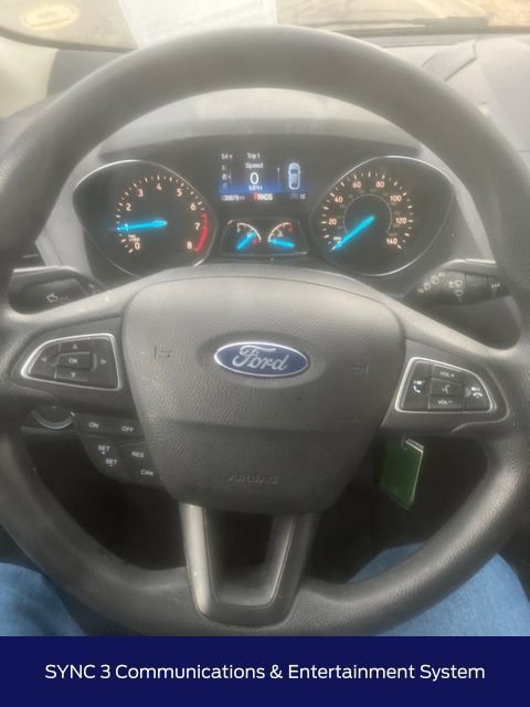 Certified 2018 Ford Escape SE w/ SE Sync 3 Package AWD/4WD image 9