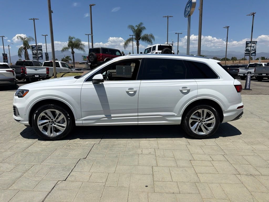 Used 2021 Audi Q7 2.0T Premium w/ Convenience Package AWD/4WD image 13