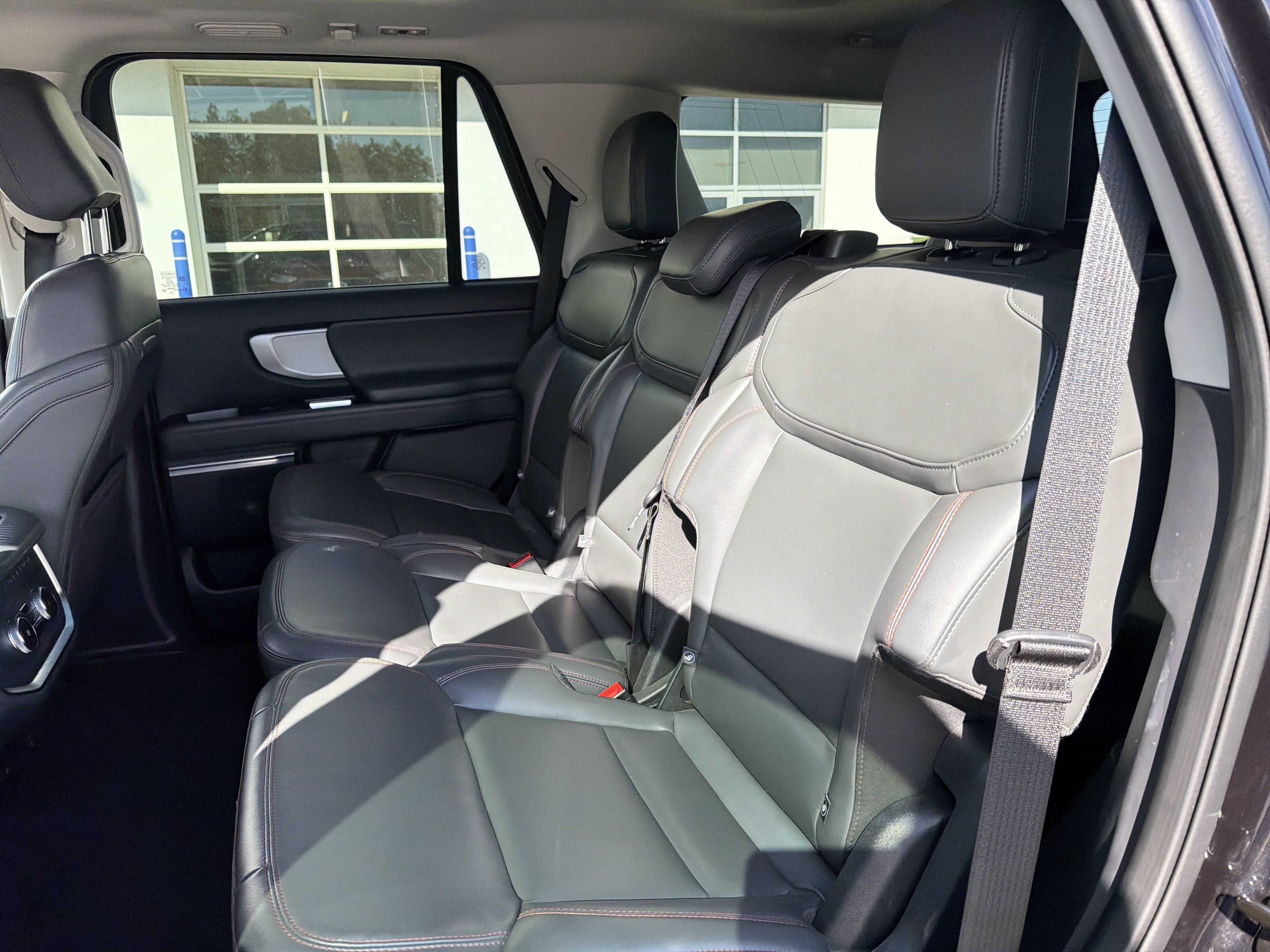 Certified 2025 Ford Expedition Active AWD/4WD image 14