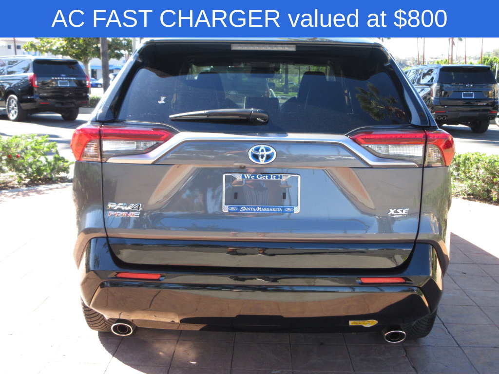 Used 2022 Toyota RAV4 XSE w/ Weather Package AWD/4WD image 3