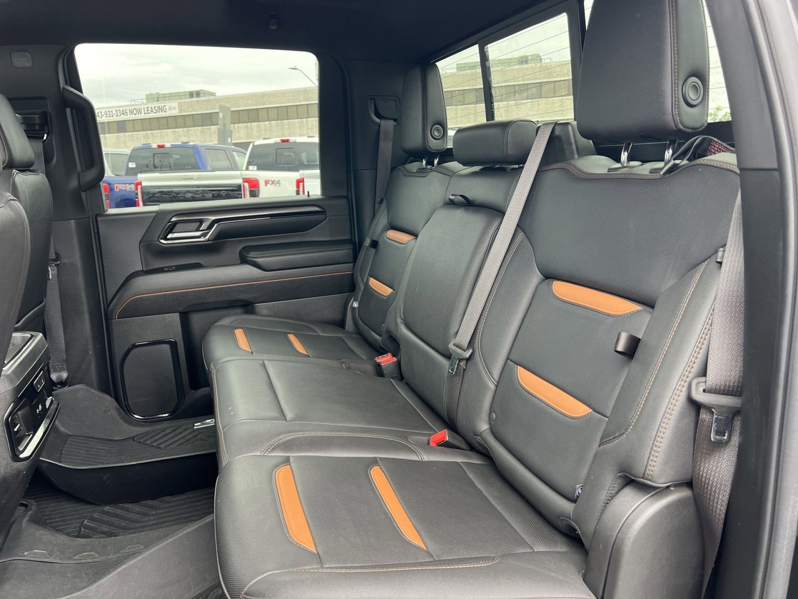 Used 2024 GMC Sierra 2500 AT4 w/ AT4 Premium Plus Package AWD/4WD image 33
