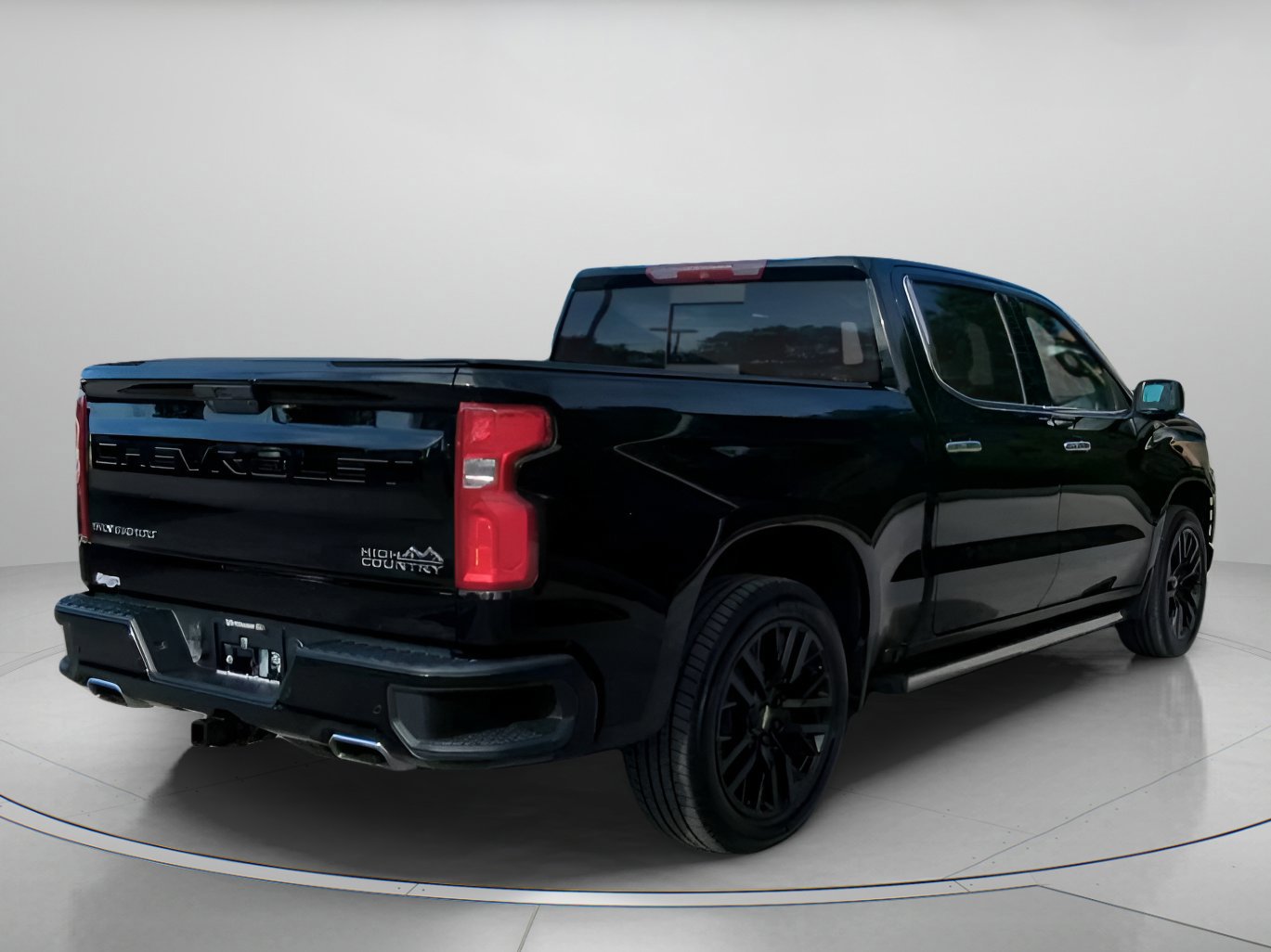 Used 2019 Chevrolet Silverado 1500 High Country w/ Technology Package image 22