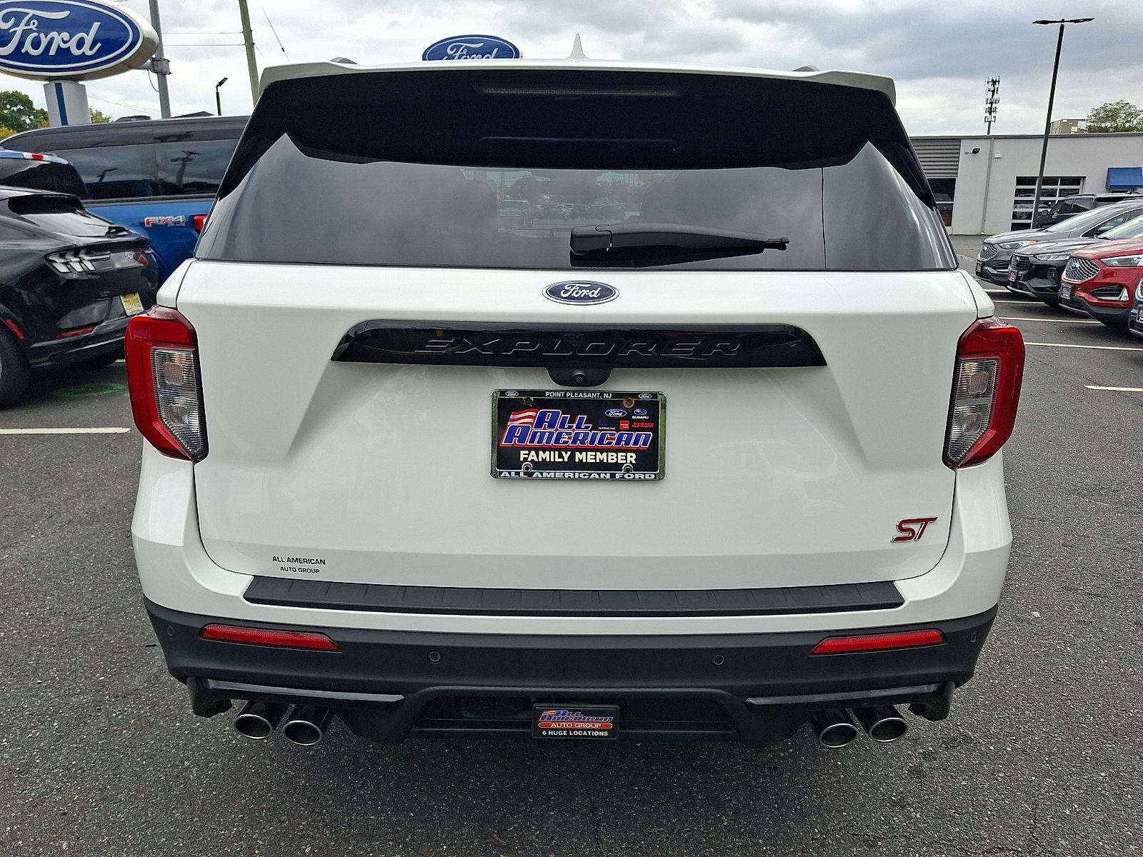 Certified 2024 Ford Explorer ST w/ Equipment Group 401A AWD/4WD image 9