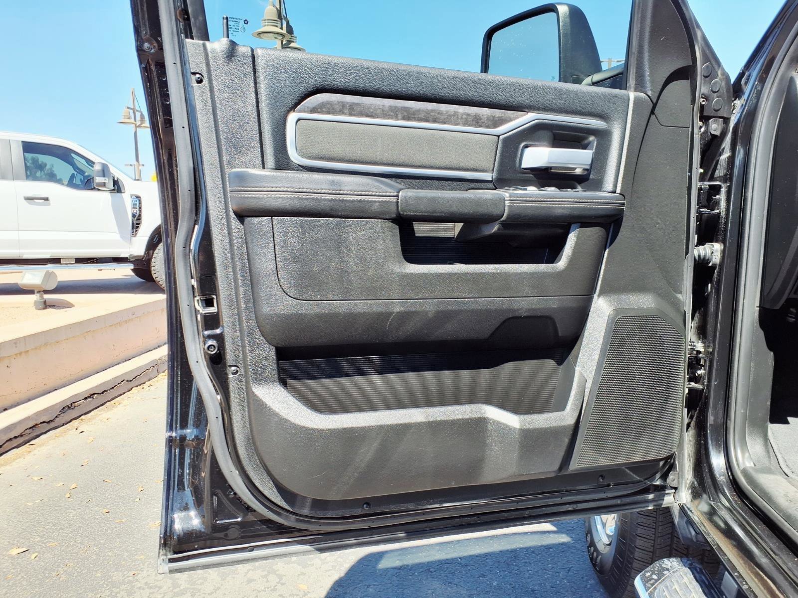 Used 2024 RAM 2500 Big Horn w/ Bed Utility Group image 21