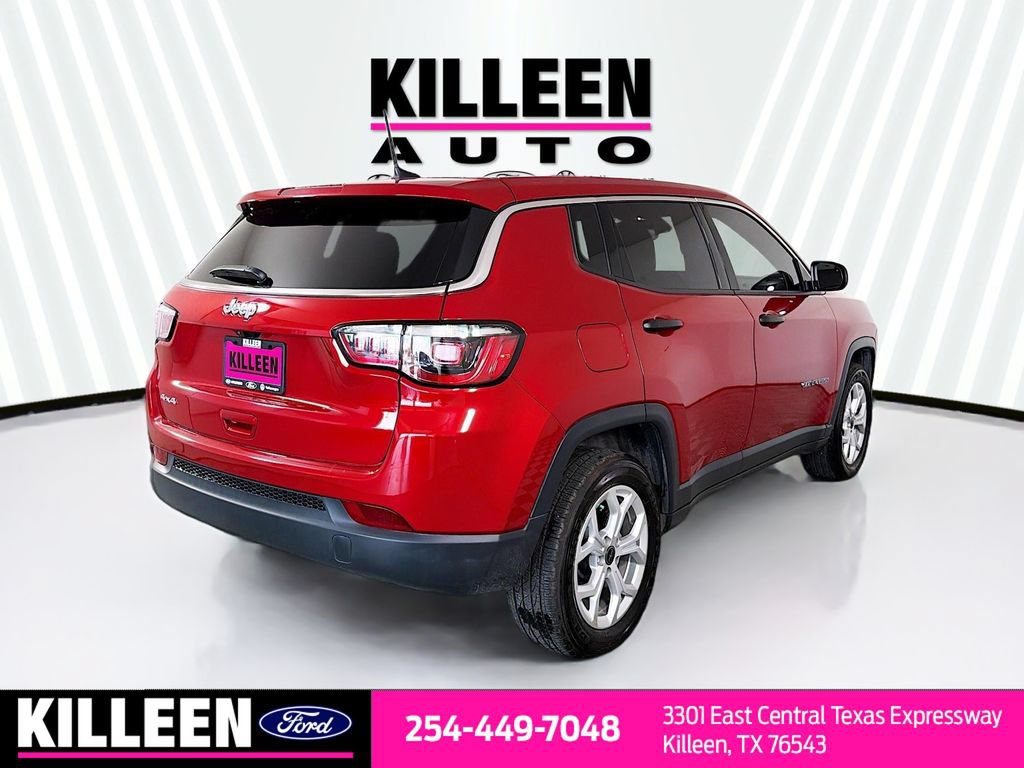 Used 2025 Jeep Compass Sport AWD/4WD image 9